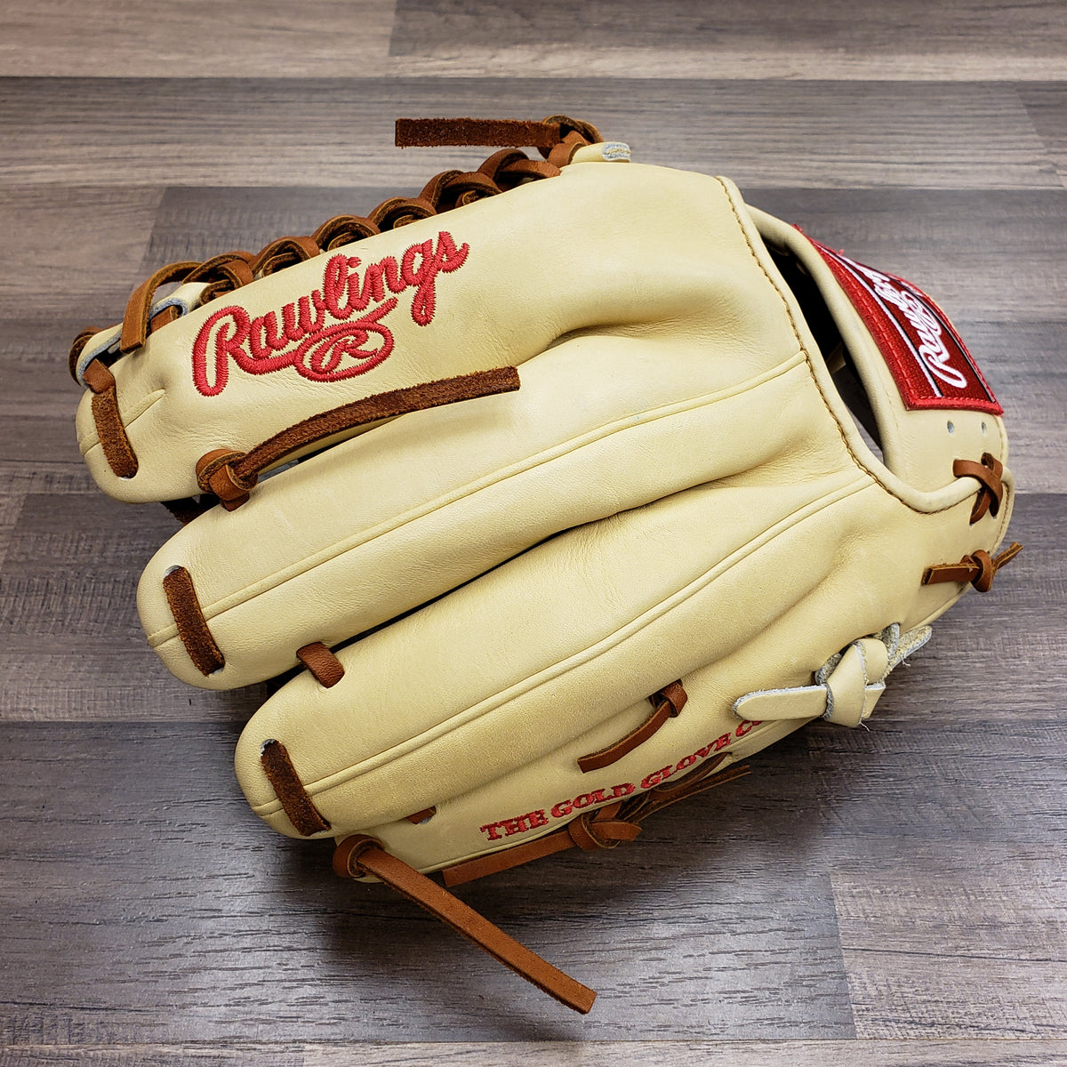 Rawlings Heart of the Hide PRO205-4CT 11.75 Infield/Pitcher Glove – Apollo  Sports Inc