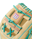 Wilson A2000 1975 11.75" - Infield Glove